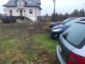 [VIDEO] Kto w biały dzień podpalił BMW? Właściciel prosi o pomoc Rutkowskiego!