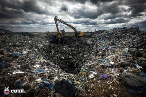 [VIDEO] Kolejna akcja CBŚP w walce z nielegalnym obrotem niebezpiecznych odpadów