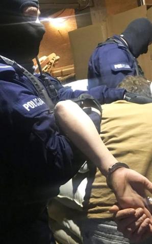 [VIDEO] Zlikwidowana profesjonalna drukarnia, krajalnia i magazyny