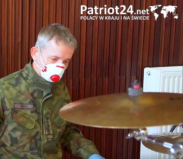 [VIDEO] #zostańwdomu zapraszamy do koronatango nagranego przez Orkiestrę Wojskową z Bydgoszczy!